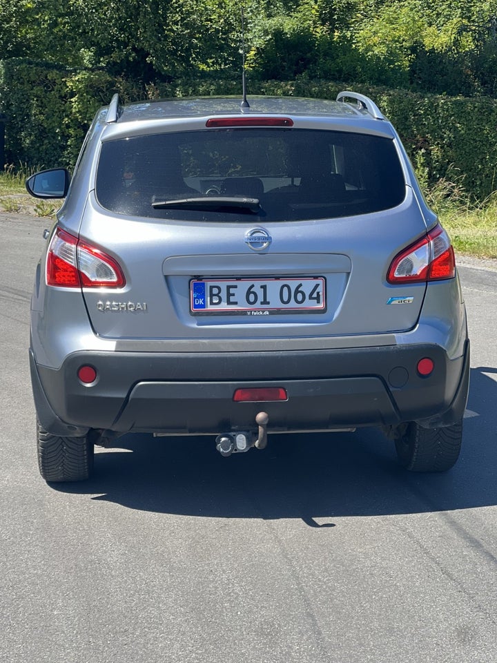 Nissan Qashqai 1,6 dCi Tekna 5d