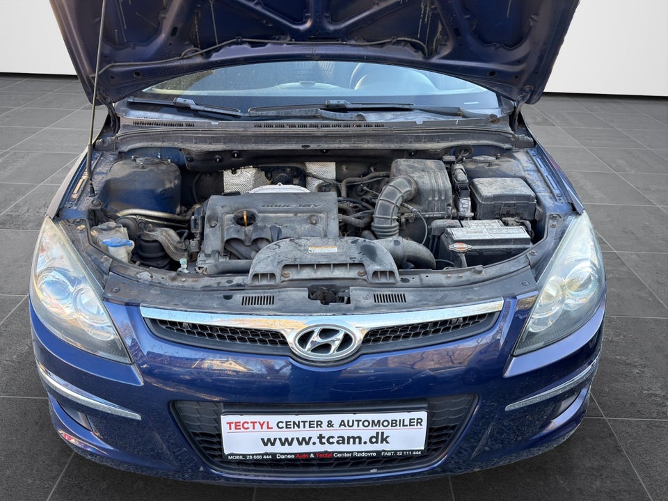 Hyundai i30 1,4 CVVT Classic CW 5d