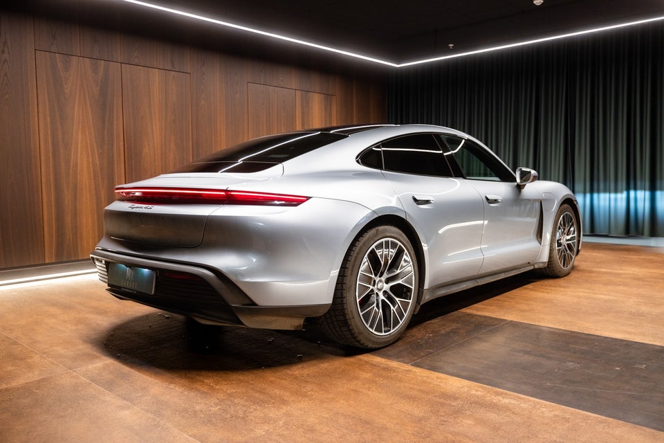 Porsche Taycan 4S 4d
