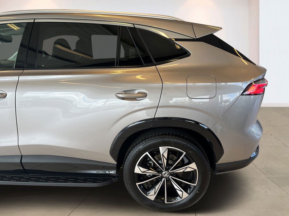 MG HS 1,5 PHEV Luxury 5d