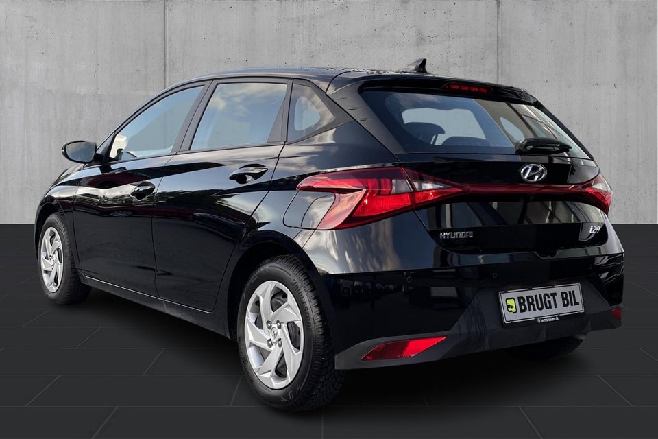 Hyundai i20 1,0 T-GDi Essential DCT 5d