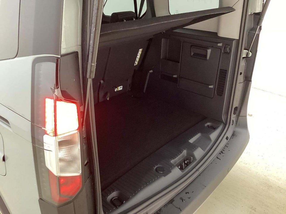 Ford E-Tourneo Courier 46 Active