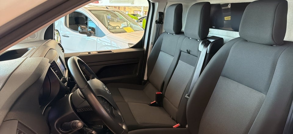 Toyota ProAce 2,0 D 144 Long Comfort Master 5d