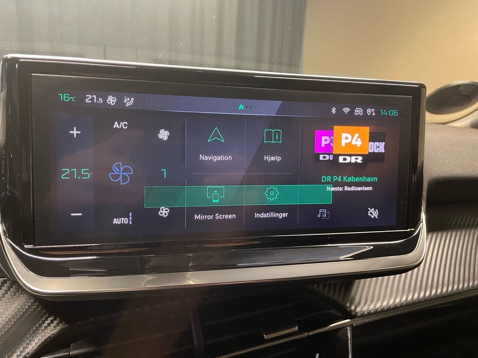 Peugeot 2008 1,2 PureTech 100 Black Limited 5d
