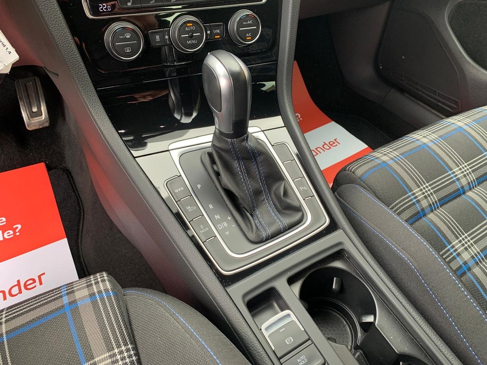 VW Golf VII 1,4 GTE DSG 5d