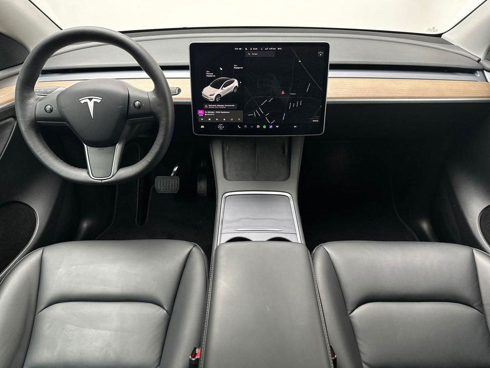 Tesla Model Y Long Range AWD 5d