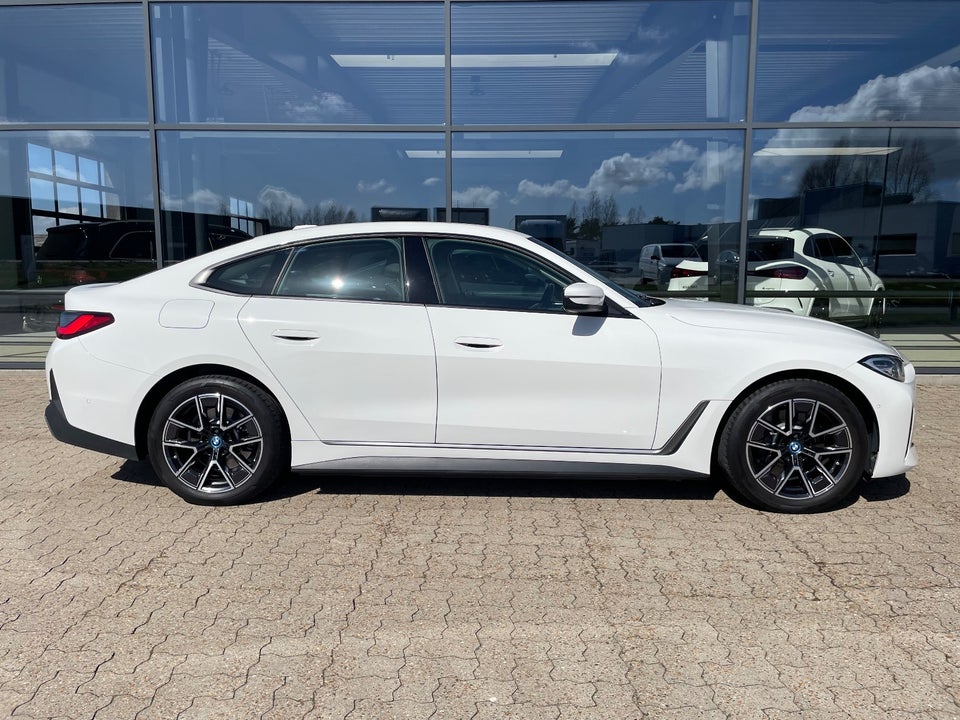 BMW i4 eDrive40 5d
