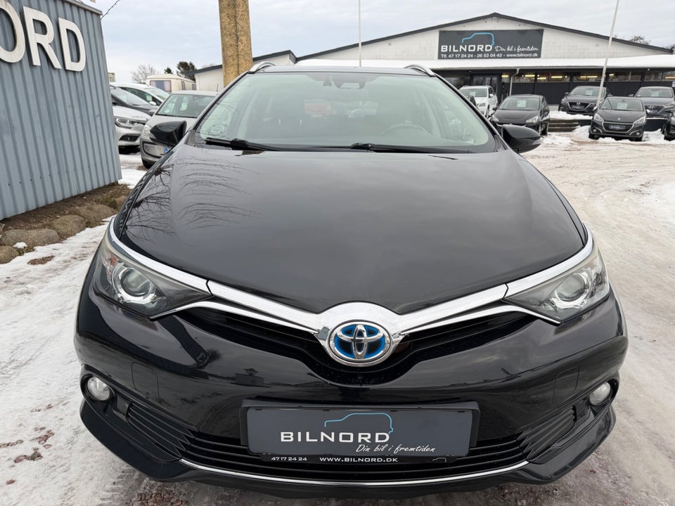 Toyota Auris 1,8 Hybrid H2 Comfort Touring Sports CVT 5d