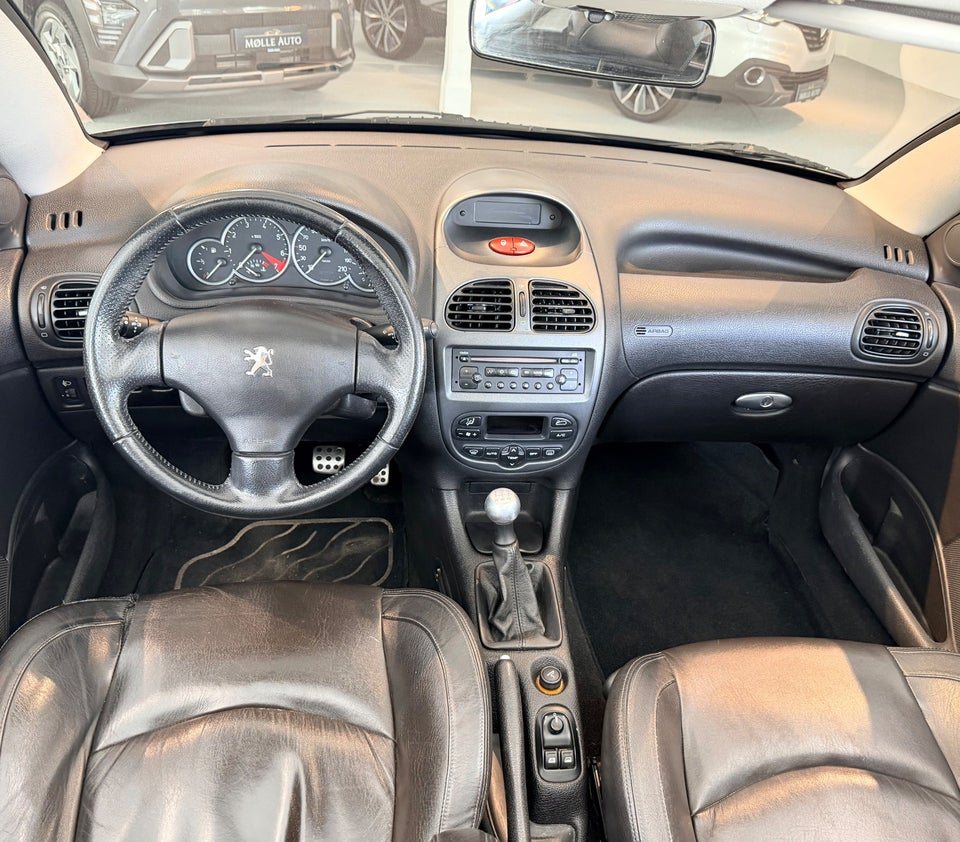Peugeot 206 1,6 16V CC 2d