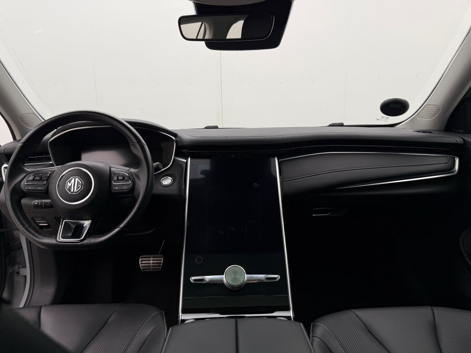 MG Marvel R Luxury 5d