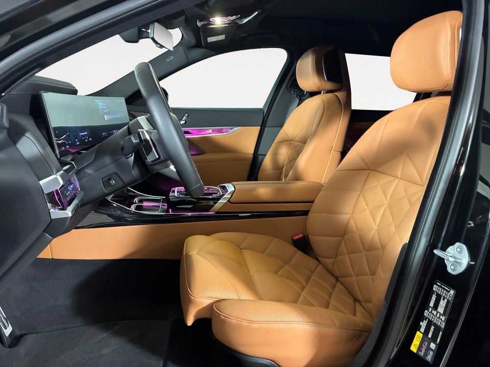 BMW i7 eDrive50 M-Sport 4d