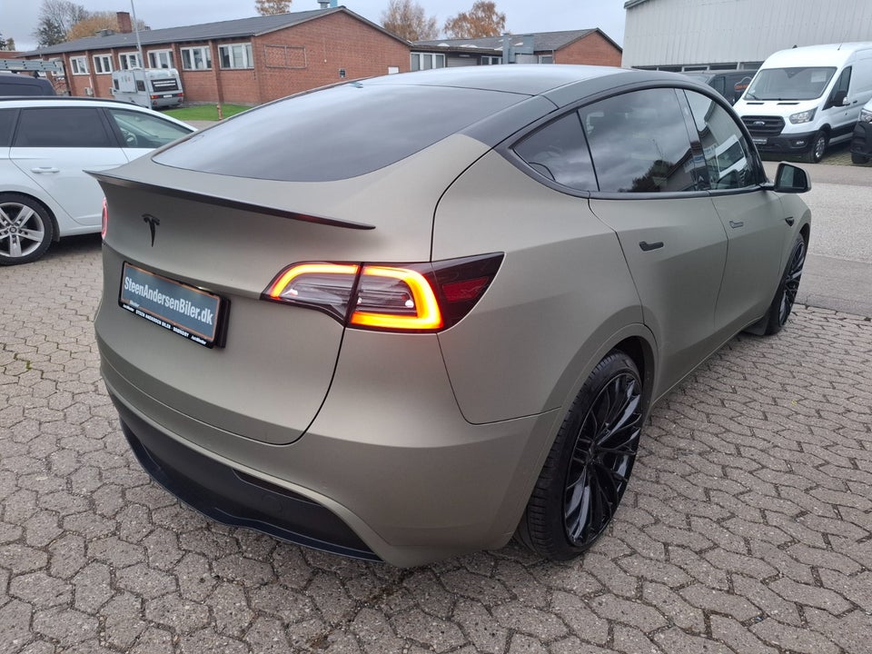 Tesla Model Y Performance AWD 5d