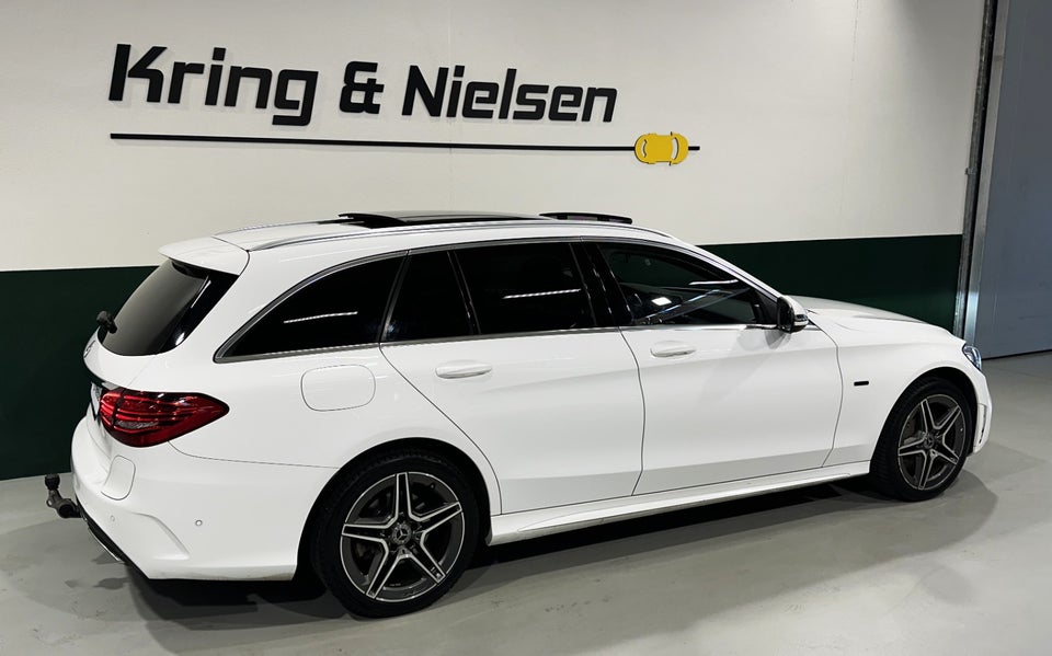 Mercedes C300 e 2,0 AMG Line stc. aut. 5d