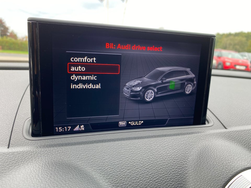 Audi A3 1,4 e-tron Sportback S-tr. 5d