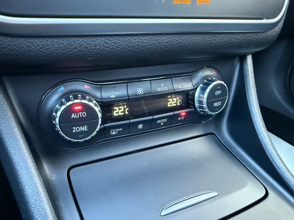 Mercedes GLA250 2,0 aut. Van 5d