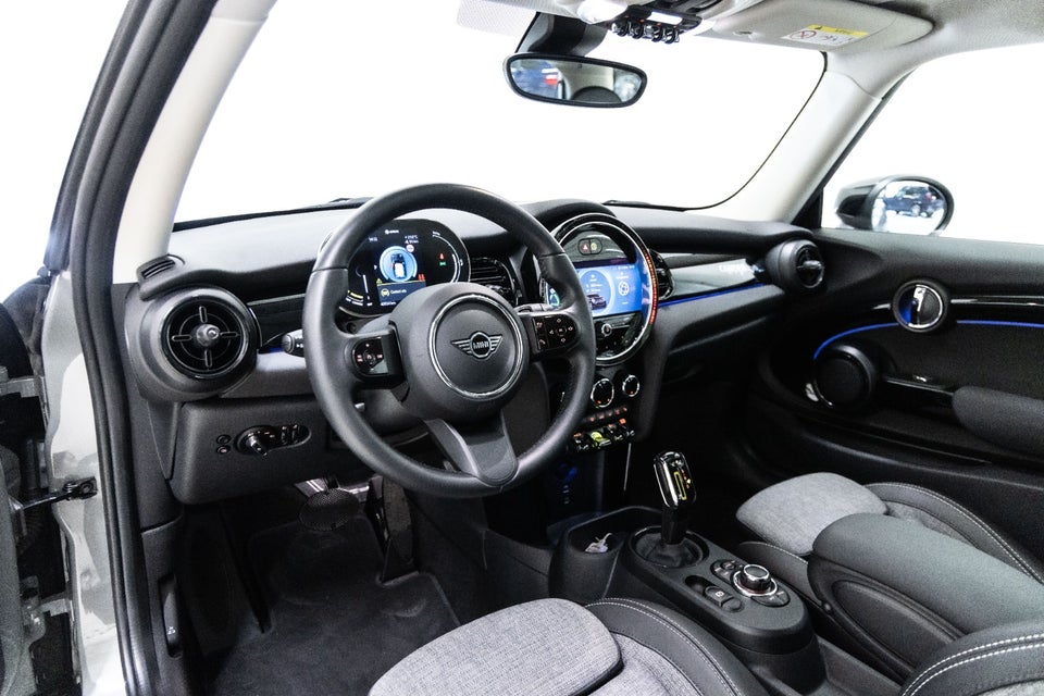 MINI Cooper SE Camden Edition 3d