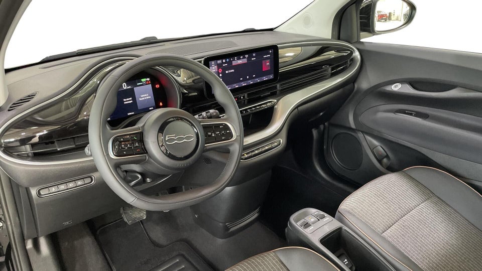 Fiat 500e 42 Icon 3d