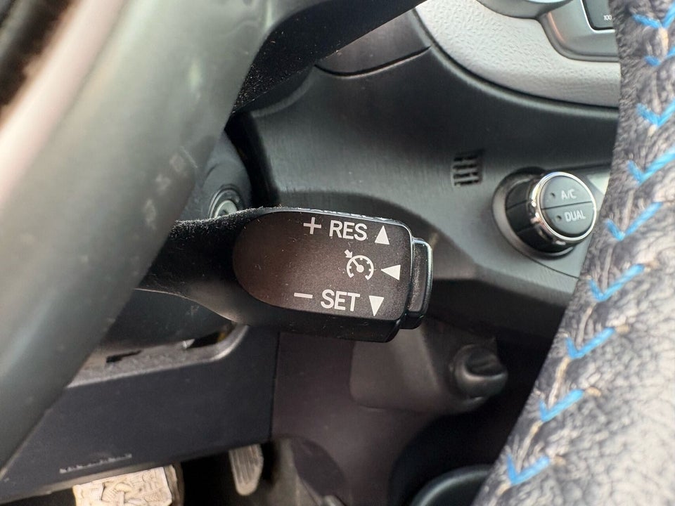 Toyota Yaris 1,5 Hybrid H3 Touch CVT 5d