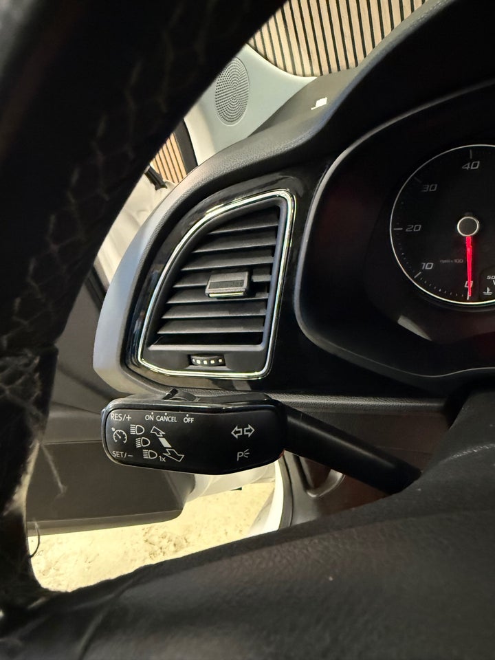 Seat Leon 1,6 TDi 110 Style eco 5d