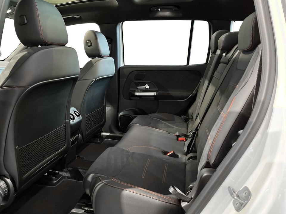 Mercedes EQB300 AMG Line 4Matic 5d