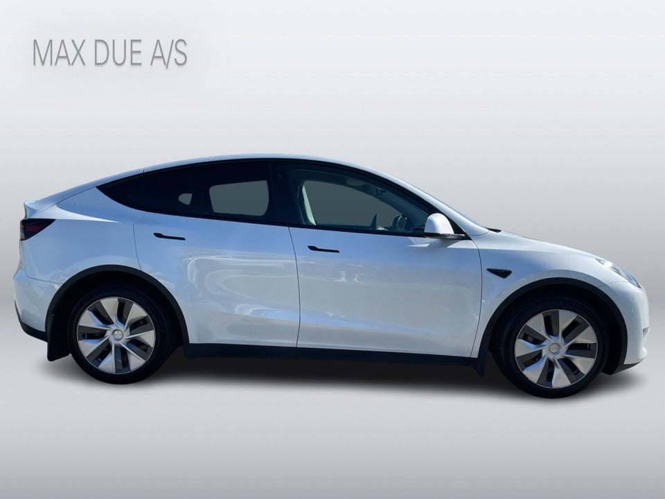 Tesla Model Y Long Range AWD 5d