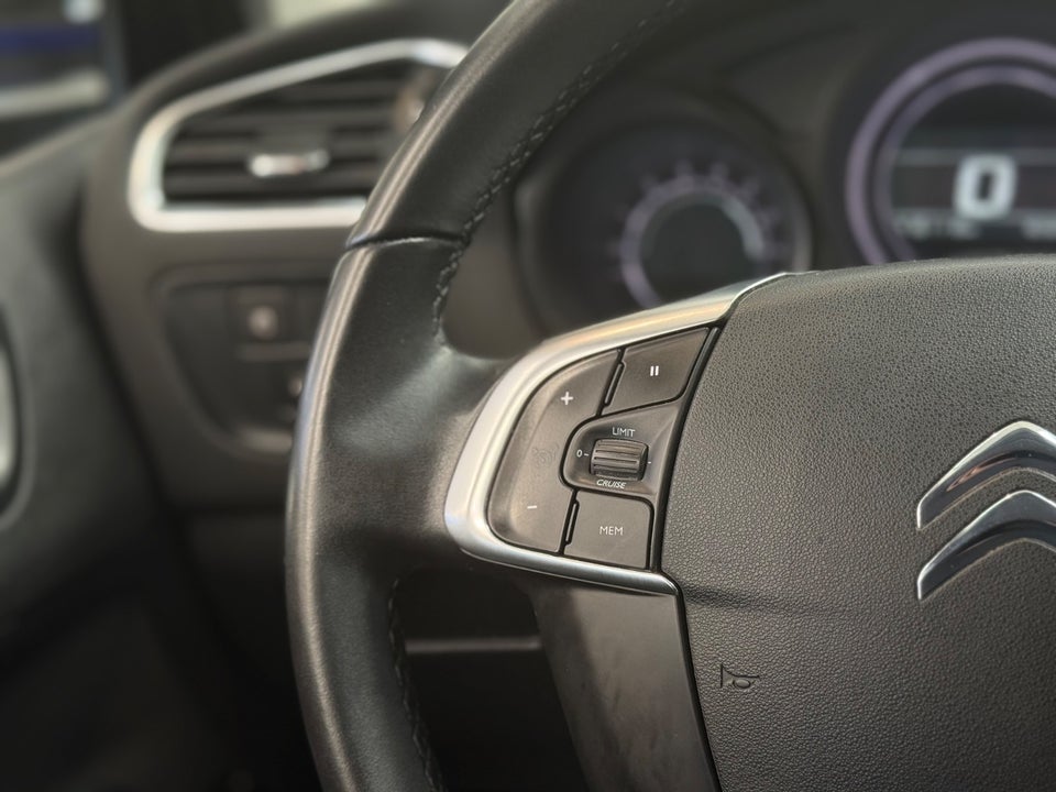 Citroën C4 1,6 BlueHDi 100 Challenge 5d