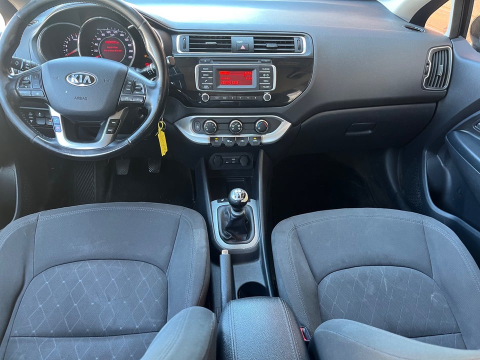 Kia Rio 1,2 CVVT Intro Edition 5d