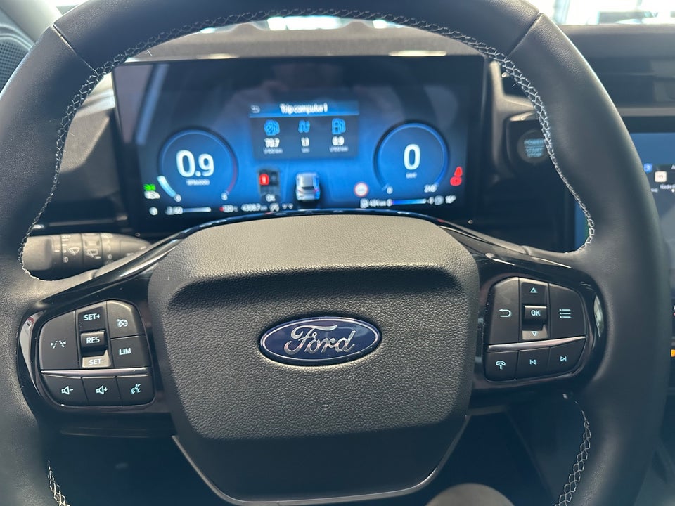 Ford Puma 1,0 EcoBoost mHEV Titanium Van 5d