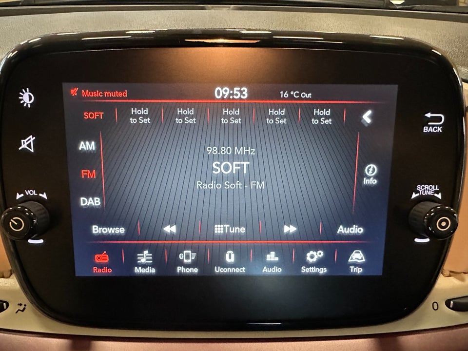 Fiat 500C 1,0 Hybrid Star+ 2d