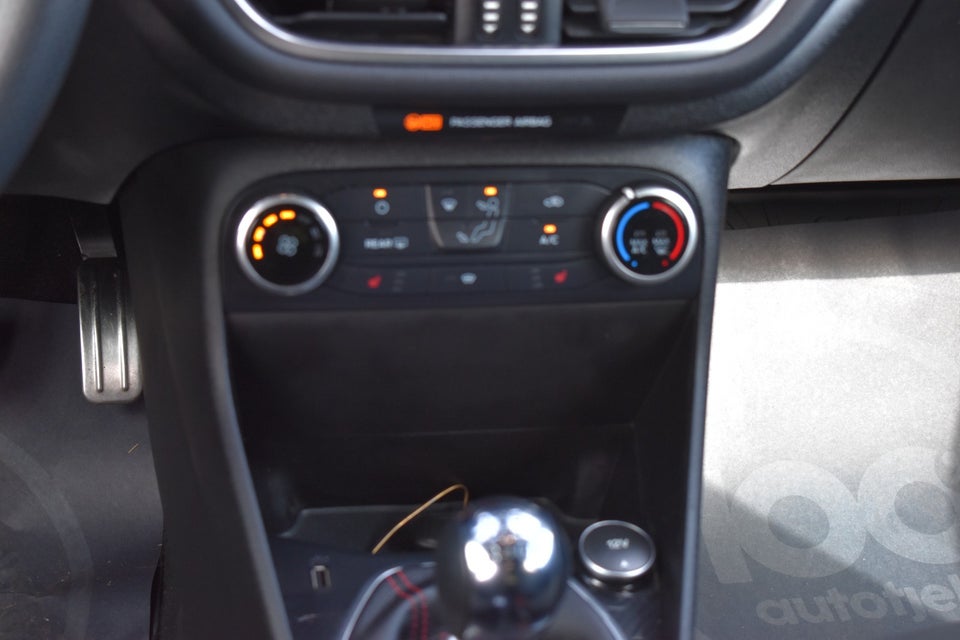 Ford Fiesta 1,0 EcoBoost ST-Line 5d
