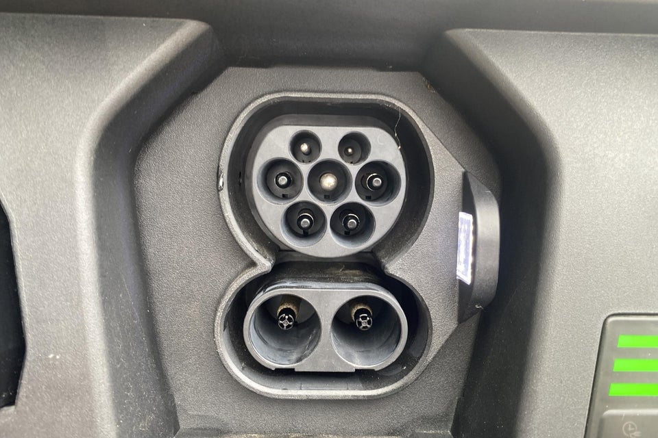 Kia Niro 64 EV Final Edition 5d