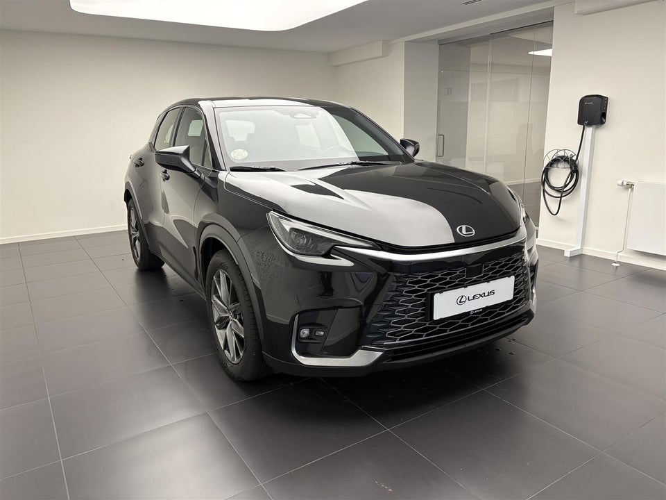 Lexus LBX 1,5 Hybrid Relax 5d