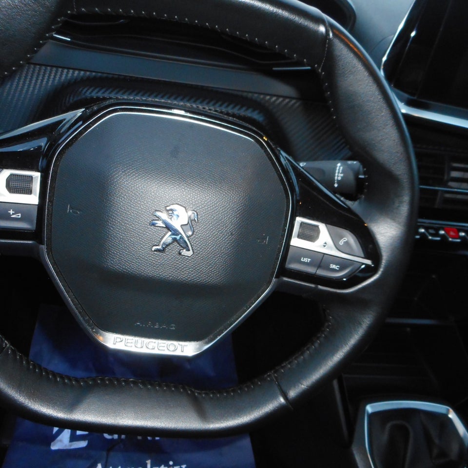 Peugeot 208 1,2 PureTech 75 Active 5d