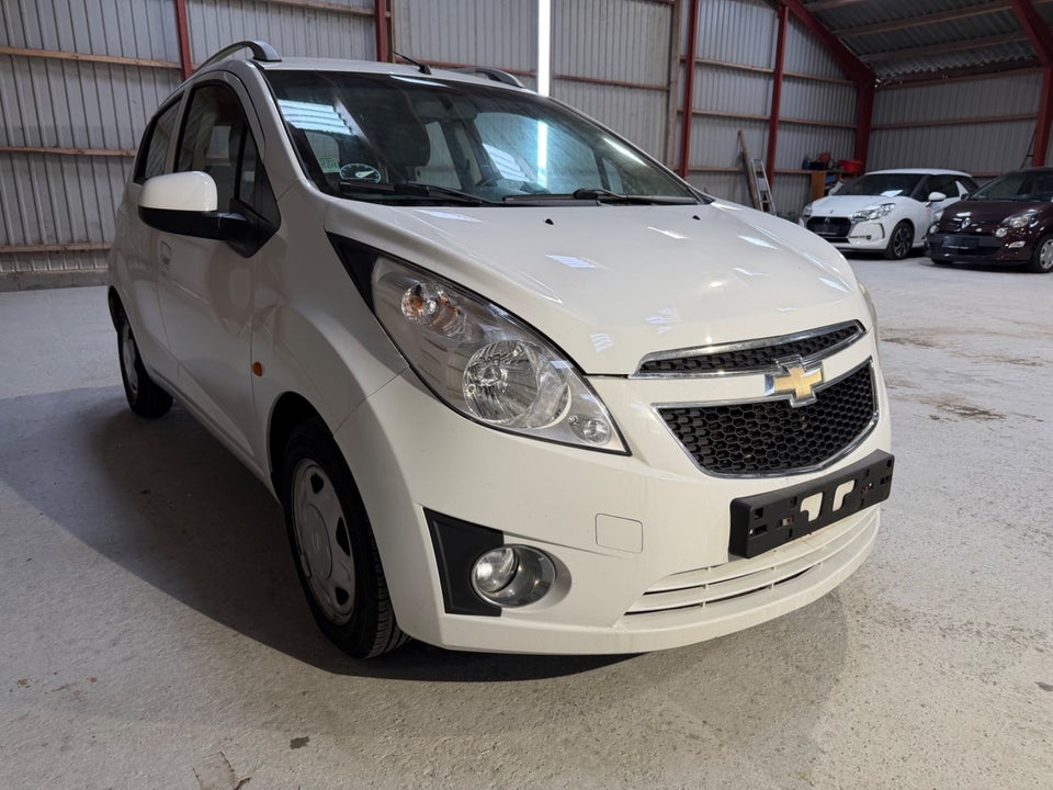 Chevrolet Spark 1,0 LT 5d