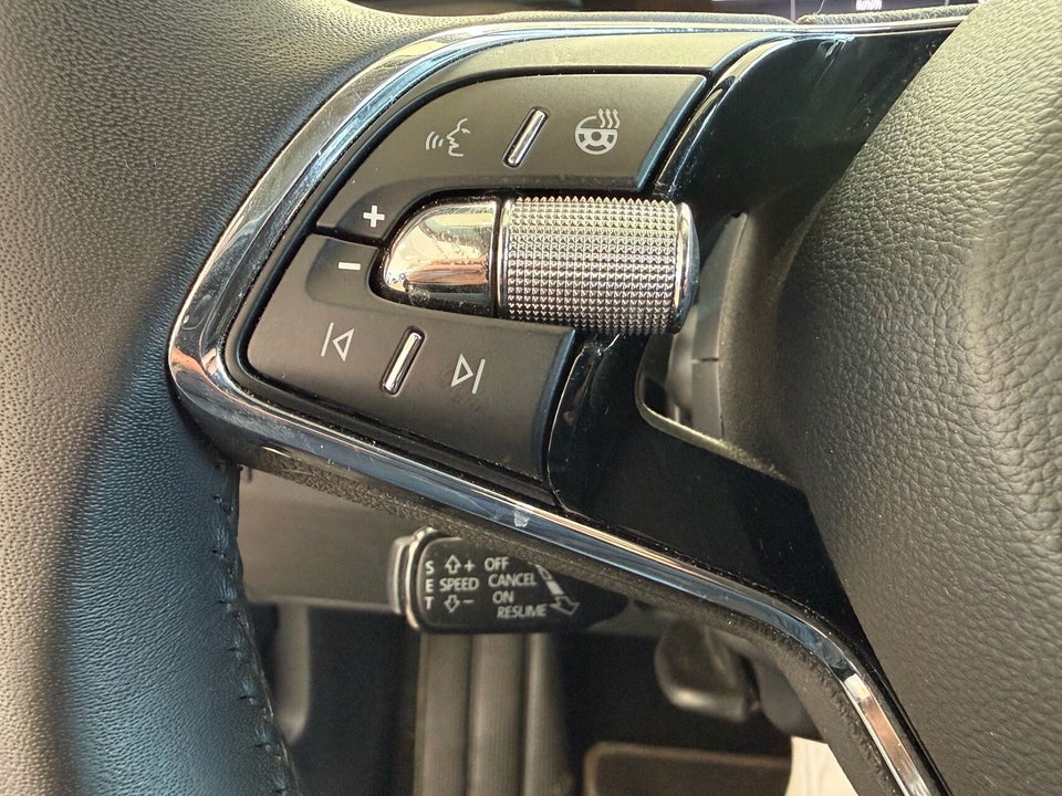 Skoda Enyaq 80 iV Selection Suite 5d