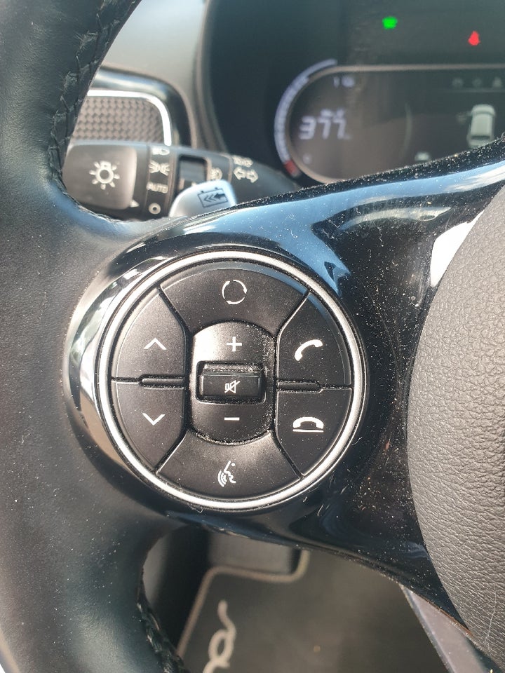 Kia e-Soul 64 Premium Luxury 5d