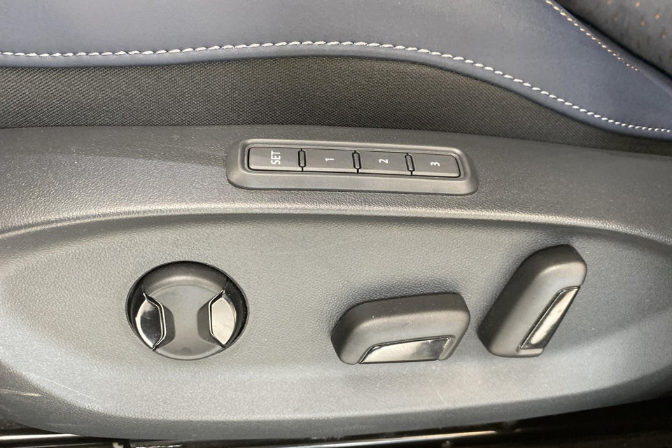Cupra Tavascan 77 Immersive 5d