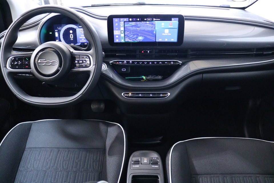 Fiat 500e 42 Icon 3+1 4d