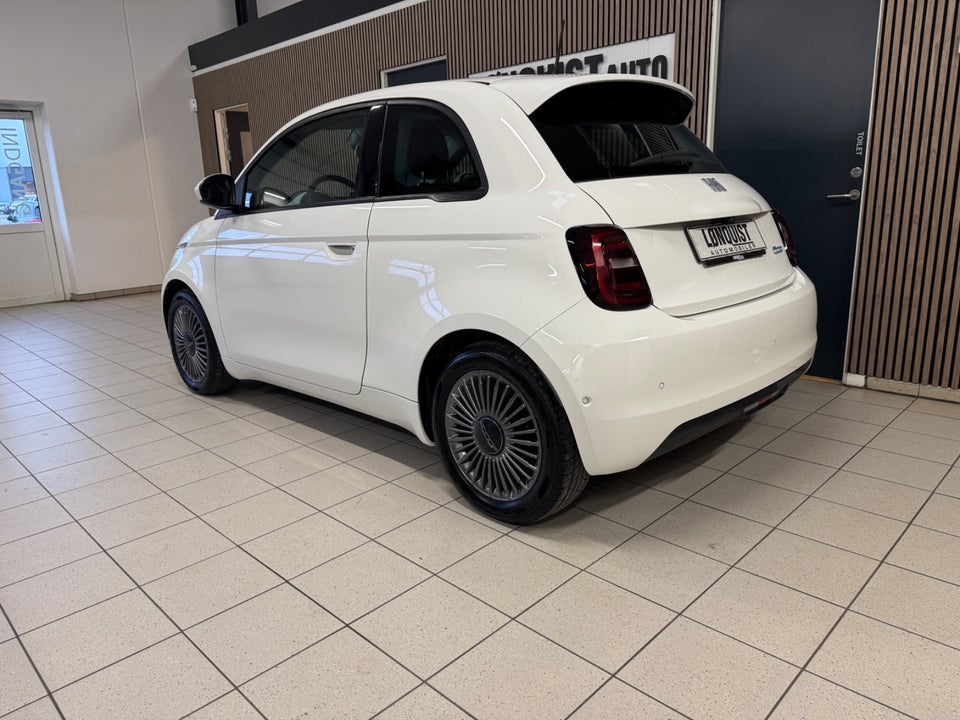 Fiat 500e 42 Icon 3d