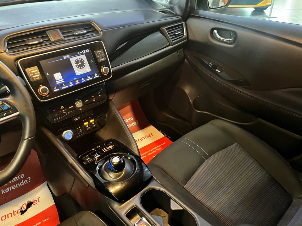 Nissan Leaf 39 N-Connecta 5d