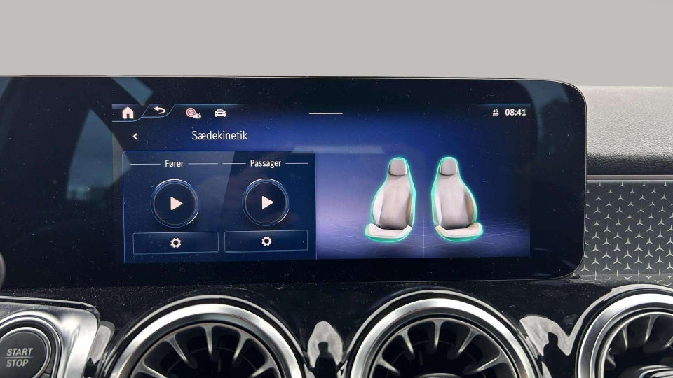 Mercedes EQB300 Progressive Advance Plus 4Matic 5d