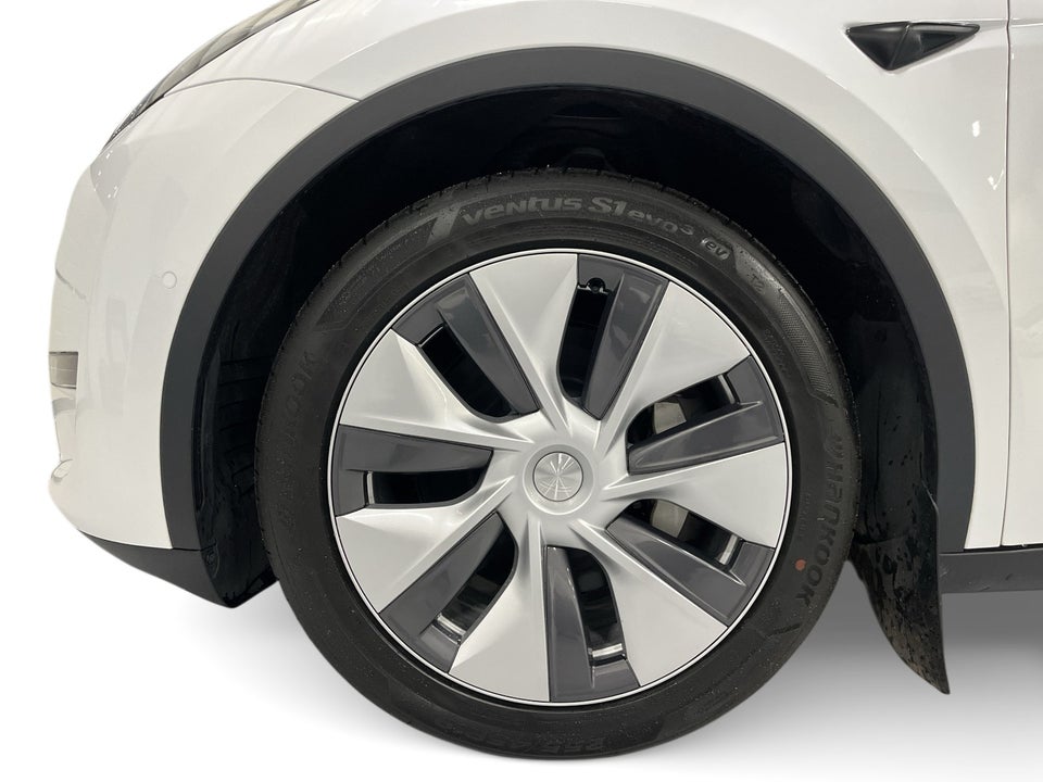 Tesla Model Y Long Range AWD 5d