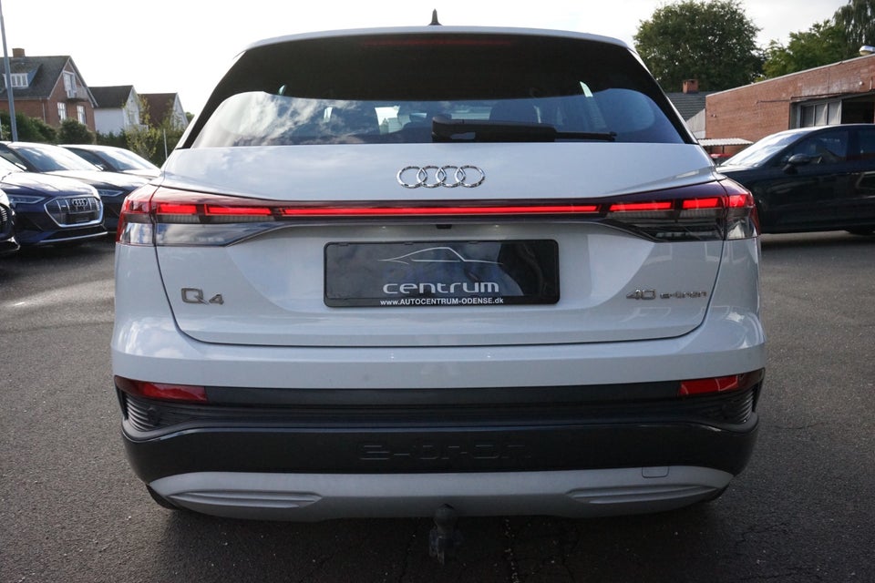 Audi Q4 e-tron 40 Advanced 5d