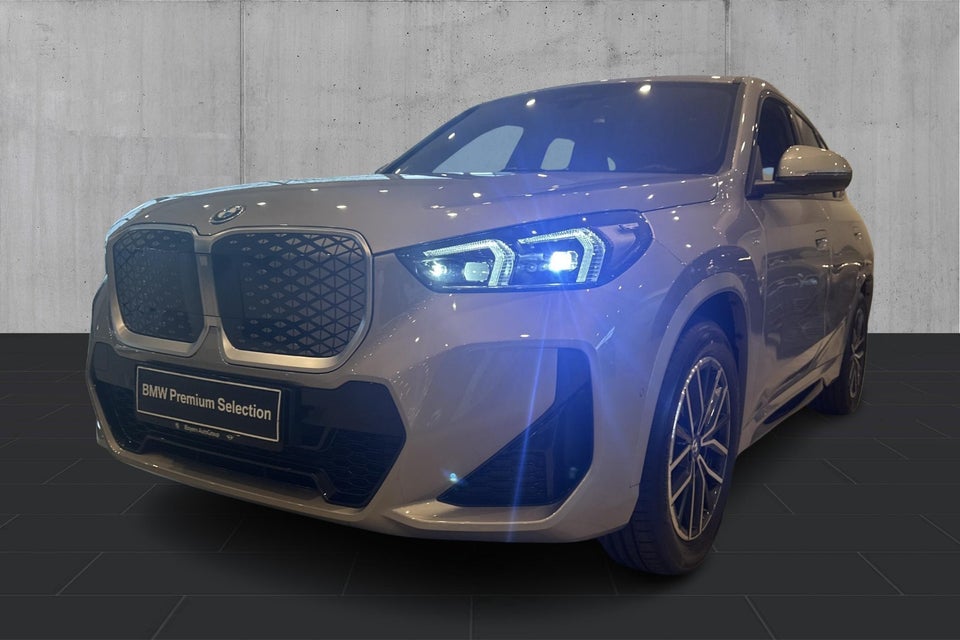 BMW iX1 eDrive20 M-Sport 5d