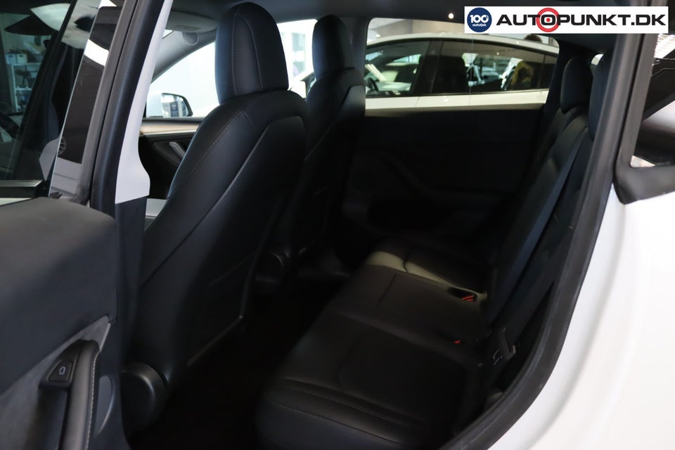 Tesla Model Y Long Range AWD 5d