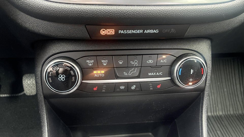 Ford Fiesta 1,0 EcoBoost Titanium 5d