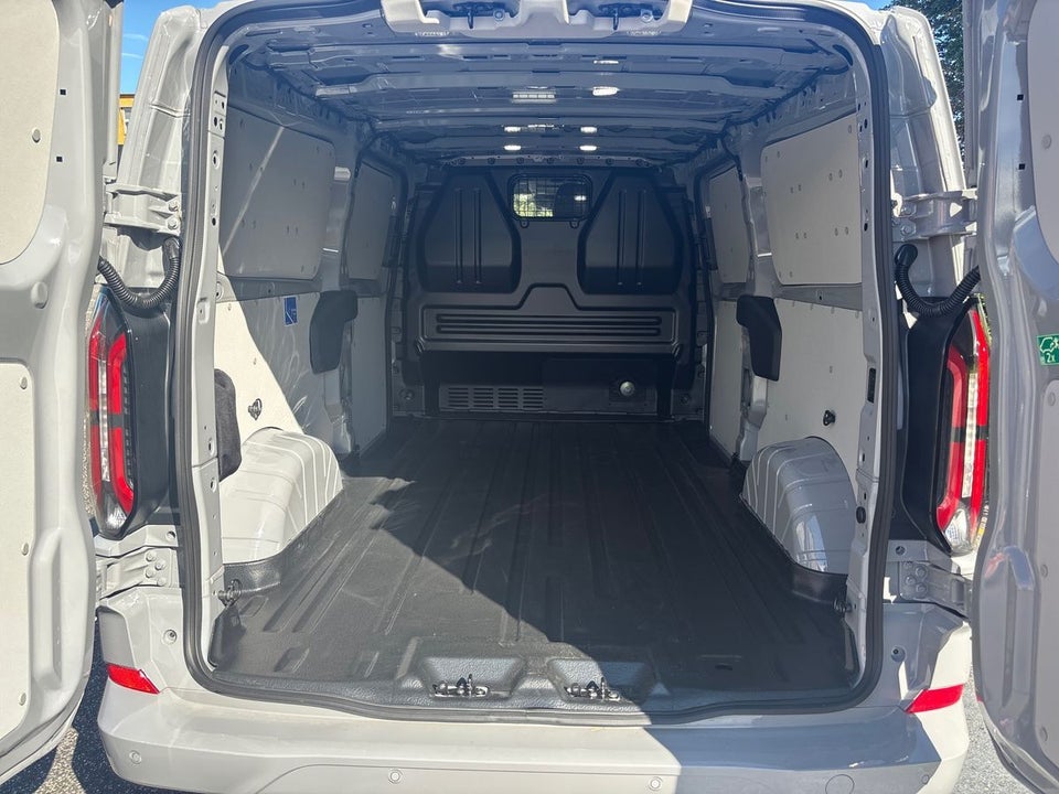 Ford Transit Custom 320L 2,5 PHEV Sport CVT