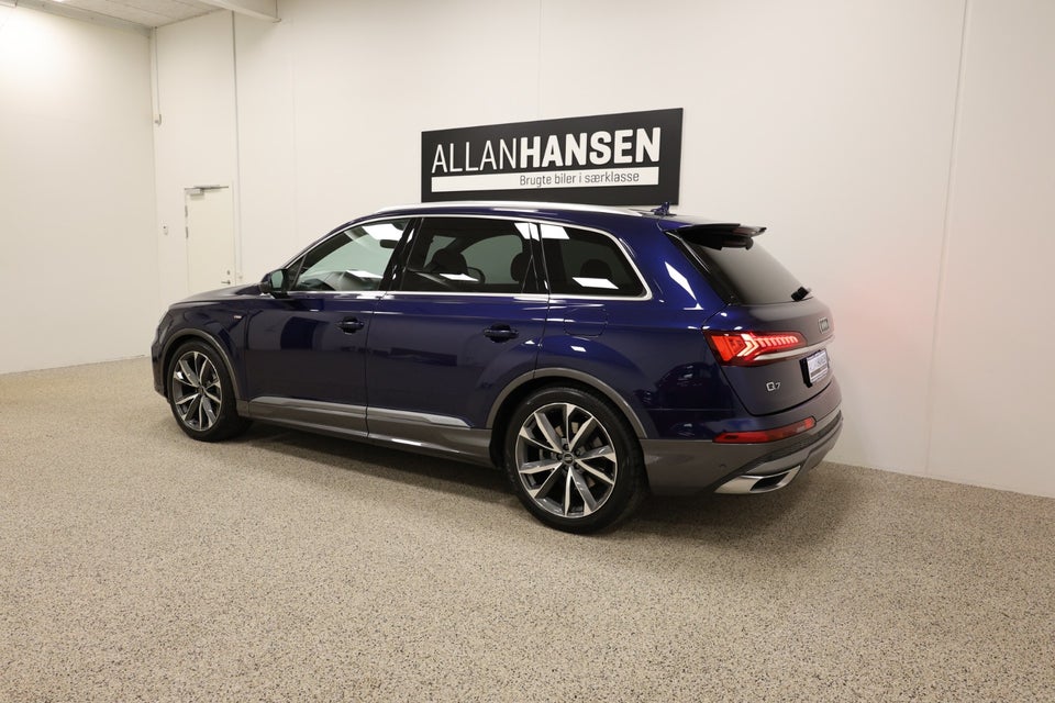 Audi Q7 55 TFSi e S-line quattro Tiptr. 5d