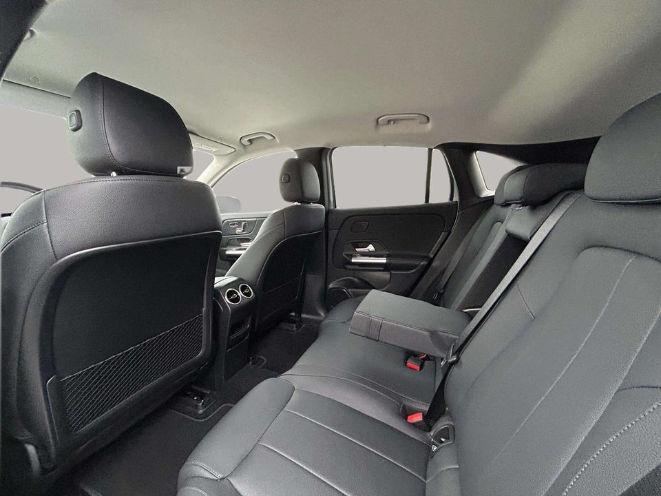 Mercedes EQA250+ Progressive 5d