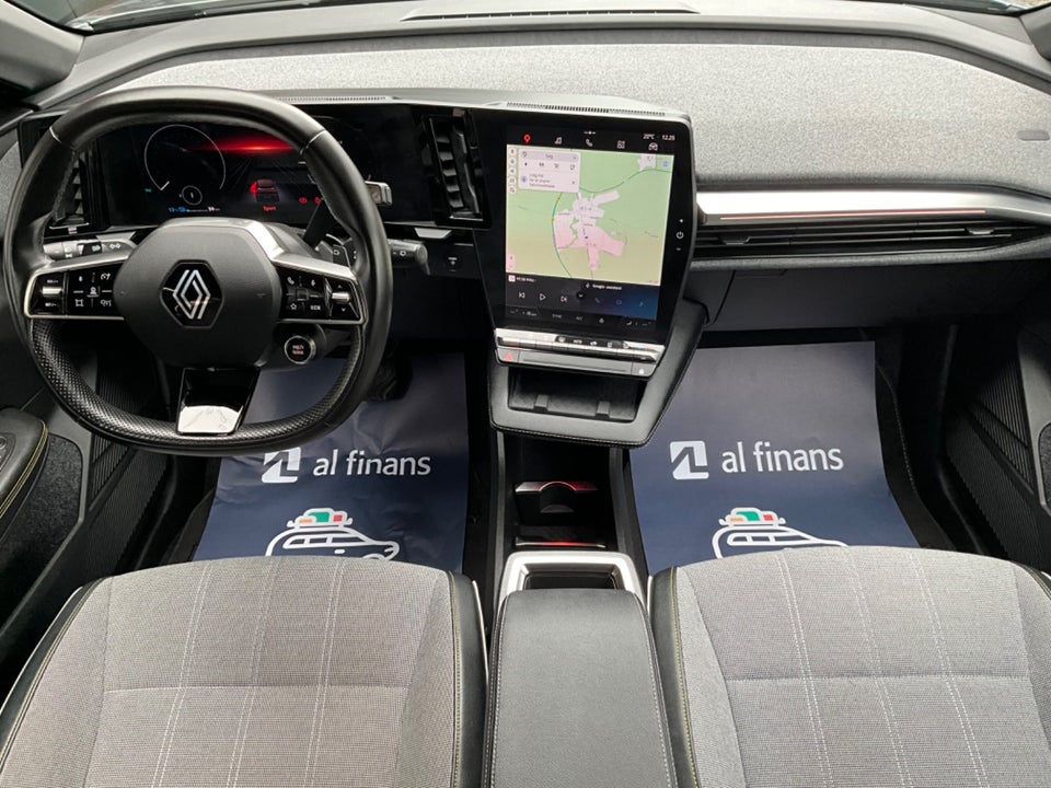 Renault Megane E-Tech 60 Techno 5d